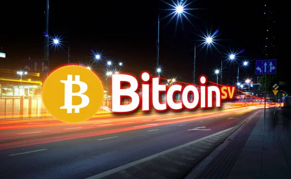 Conceito de Bitcoin SV moeda movendo-se rapidamente na estrada, uma plataforma blockchain criptomoeda, dinheiro Digital — Fotografia de Stock