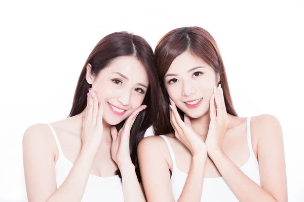 Duas Mulheres Beleza Skincare Com Dentes Saudáveis Fundo Branco — Fotografia de Stock