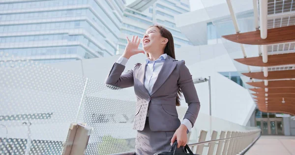 Business Woman Briefcase Feeling Excited — Stock Photo, Image