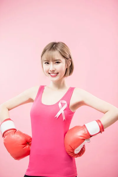 Mujer Con Cinta Rosa Guantes Boxeo Prevención Concepto Cáncer Mama — Foto de Stock