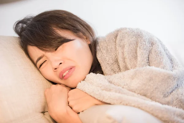 Woman Sick Feel Cold Home — Stock Photo, Image