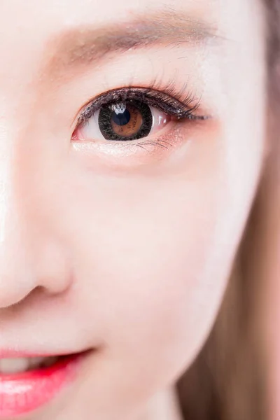 Güzellik Asya Kadın Göz Daire Kontakt Lensler Ile Yakın Çekim — Stok fotoğraf