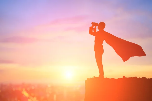 Silhueta de super homem de negócios — Fotografia de Stock