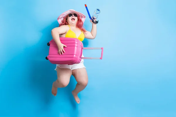 Fat asian girl in summer — Stock Photo, Image
