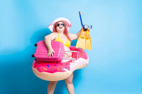 Fat asian girl in summer — Stock Photo, Image