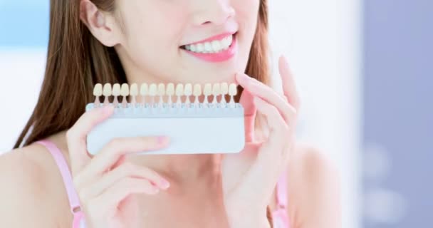 Dientes blanquear concepto — Vídeos de Stock