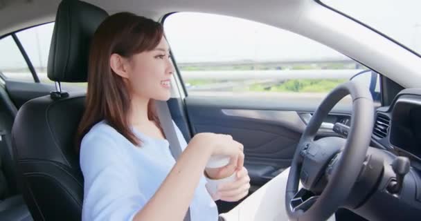 Conceito de carro auto condução inteligente — Vídeo de Stock
