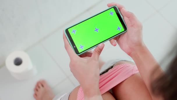 Telefone inteligente com tela verde — Vídeo de Stock