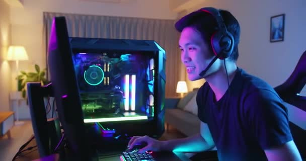 Cyber esporte gamer jogar jogo — Vídeo de Stock