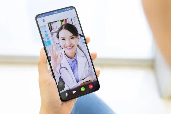 Telemedicine Concept Patiient Has Video Chat Asian Female Doctor — Stock Photo, Image