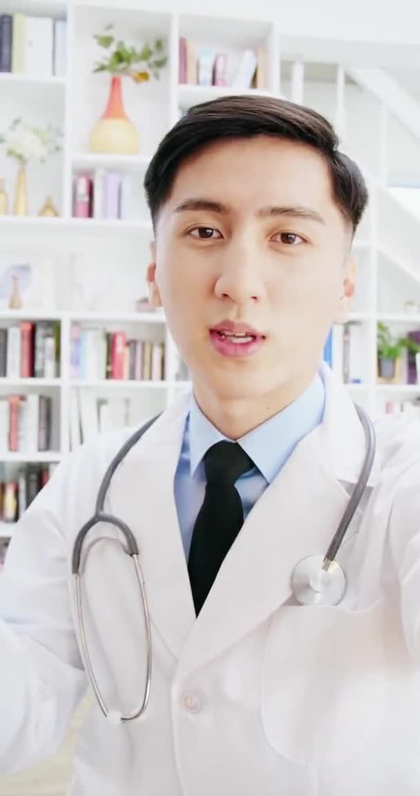 Telemedicine concept - doctor part — Stock Video