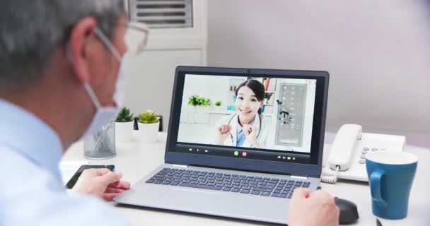 Concetto di telemedicina con computer — Video Stock