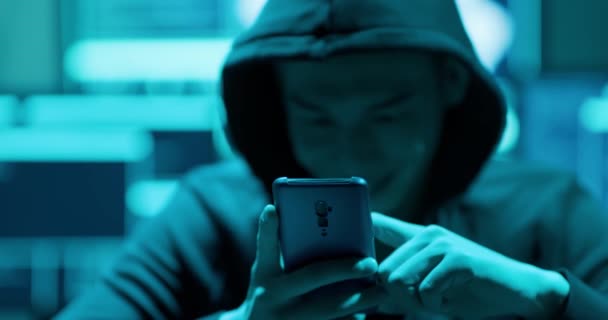 亚洲男性黑客 — 图库视频影像