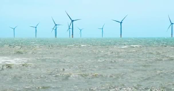 Energia eolica offshore — Video Stock