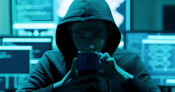 Asian male hacker — Stock Video