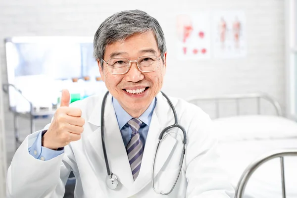 Asian Male Senior Doctor Smile You Thumb Gesture — Stock Photo, Image