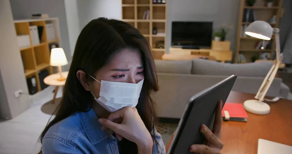 Telemedizin Konzept Asiatische Patientin Hört Arzt Mit Tablet Symptom Internet — Stockfoto