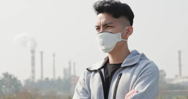 Vista Trasera Del Hombre Asiático Mirar Algo Lleva Máscara Protectora — Foto de Stock