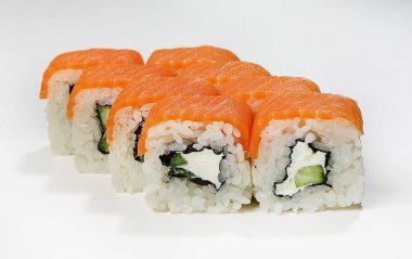 Rulo (somon, salatalık, Philadelphia peynir).