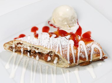 Tatlı - pasta, bisküvi ve krem, yakın çekim.