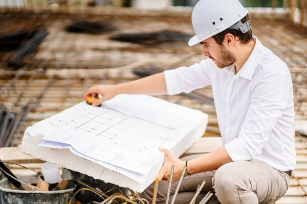 Porträtt Bygg Branschen Affärsman Flerbostadshus Utvecklare — Stockfoto