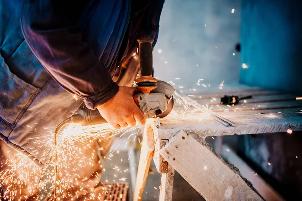 Close Industrial Workers Hands Cutting Iron Angle Grinder Factory Production — Stock Photo, Image