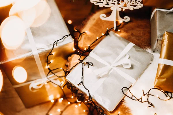 Detalles Las Luces Navidad Regalos Regalos Decoraciones Espíritu Navideño — Foto de Stock