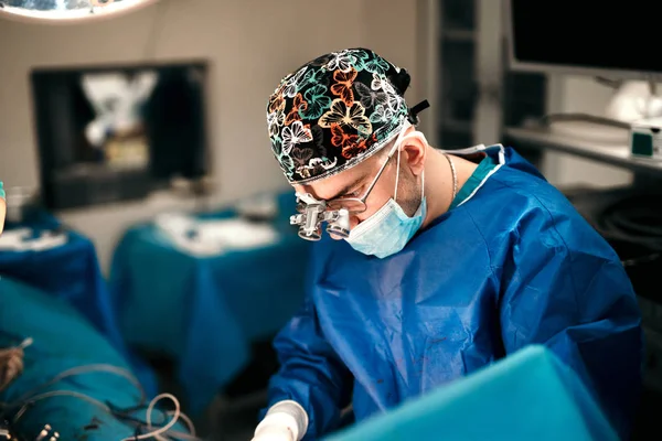 Cirurgião Cosmético Especialista Cirurgia Mamária Sala Cirurgia Hospitalar — Fotografia de Stock