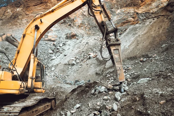 Details Industrial Excavator Breaking Rocks Construction Site — Stock Photo, Image