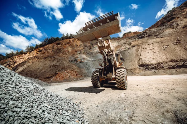 Pala Gommata Industriale Che Lavora Cantiere Macchine Industriali Carico Trasporto — Foto Stock