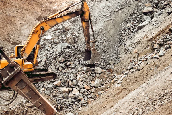 Hydraulic Crusher Track Type Excavator Backhoe Machinery Working Industrial Machineries — Stock Photo, Image