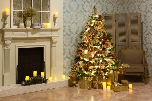 Stylish Vintage Interior Decorated Elegant Christmas Tree Lighting