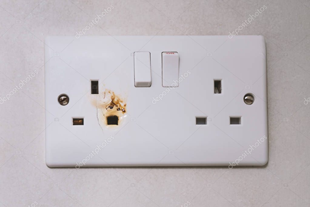 Tipo inglés G enchufe eléctrico sobrecargado. Interruptor de sobrecarga