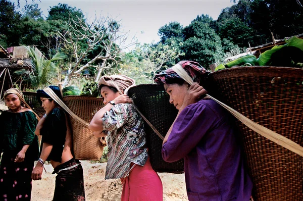 孟加拉国班德班工作的妇女 — 图库照片