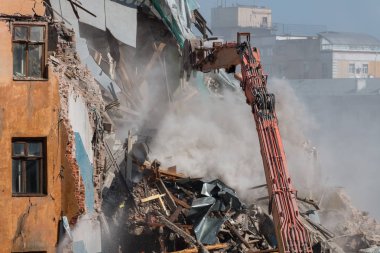 Bir evde yıkılması