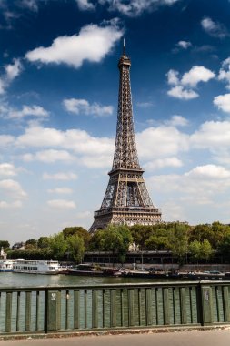 Paris 'teki Eyfel Kulesi Fransa