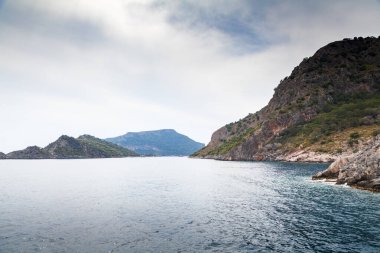 2. Deniz kıyısının güzel manzarası