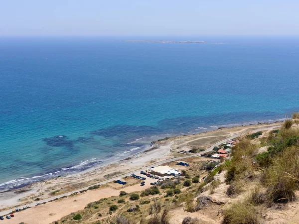 サンタ ファロ スペインの高い崖と美しい地中海の海の景色 タバルカ島までの距離です ミラドール サンタ — ストック写真