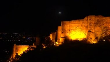 Füniküler gece renkli şehir panoraması