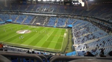 Saint-Petersburg, Rusya-27 Kasım 2018: futbol oyuncular ısınma maçtan önce