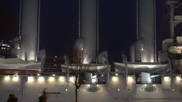 暗闇の中で巡洋艦オーロラ — ストック動画
