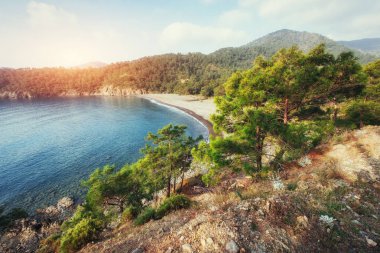 Panoramik deniz kıyısında. Güzellik Dünya Türkiye