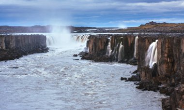 Harika manzarası Selfoss şelale Milli parkta Vatnajokull, İzlanda