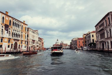 Cityscape Venedik. Venedik İtalya çok ünlü bir turistik yer. Yıl boyunca kentin güzelliği gelen birçok turist