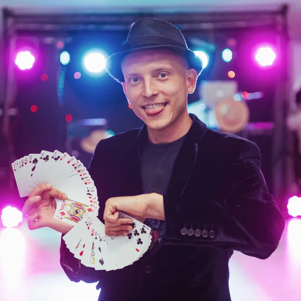 Magician Showing Trick Playing Cards Magic Circus Gambling — Stock Photo, Image