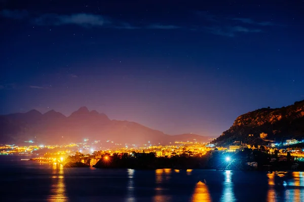 Staden Med Natt Stranden — Stockfoto