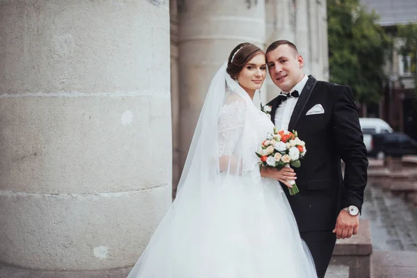 Pengantin Pria Dan Wanita Pasangan Pada Hari Pernikahan Mereka — Stok Foto