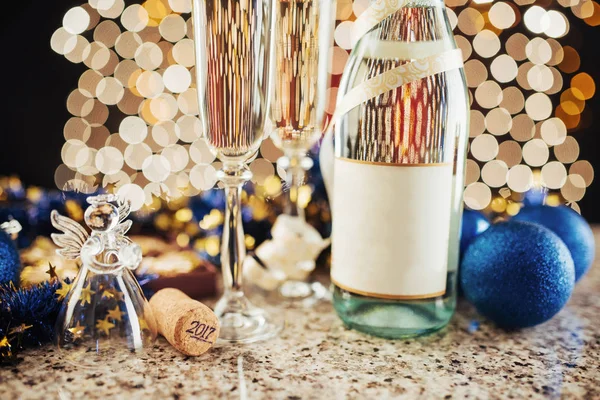 Kerstmis Nieuwjaar Feest Met Champagne Paar Fluit Fles Champagne Voor — Stockfoto