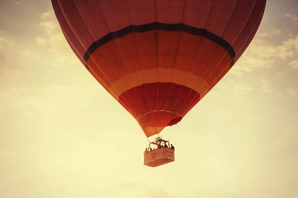 Balon Mglisty Poranek Kapadocji Turcja Niewyraźne Obrazy — Zdjęcie stockowe