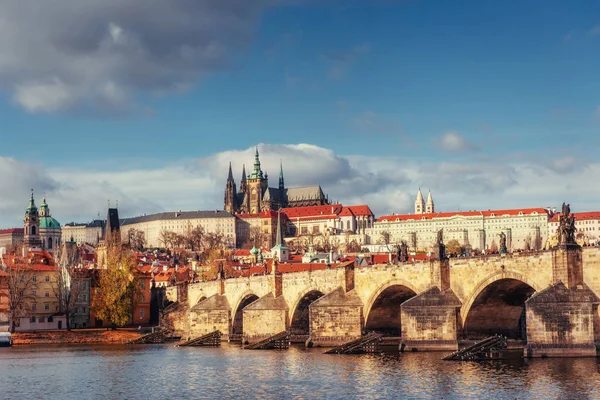 Karlsbrücke Ende Eines Sommertages Prag Tschechien — Stockfoto